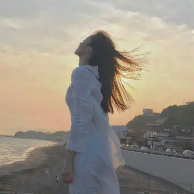 qq头像女生背影你会一眼中意的伤感女头