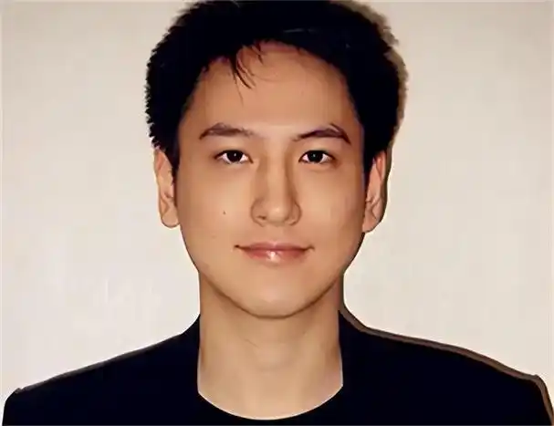 回顾汤臣集团公子汤珈铖父亲去世留上海133套房