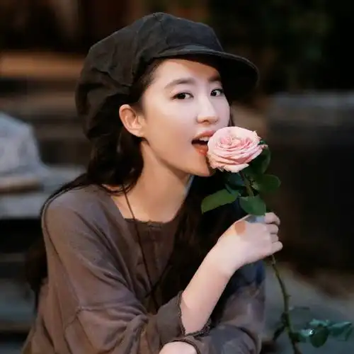 刘亦菲有哪些图适合做头像? - 知乎