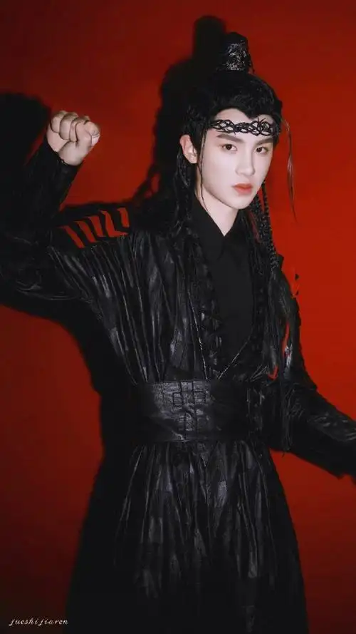 黄明昊古装造型