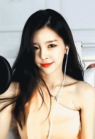 第一美女主播尹素婉你给出的网易评分是多少