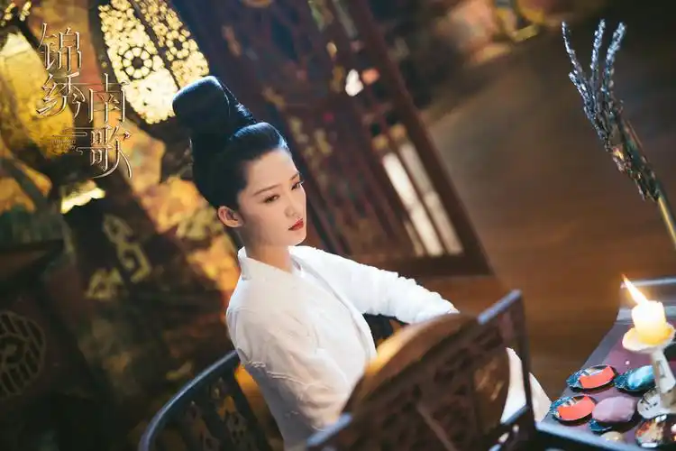 1990年9月27日出生于江苏省苏州市昆山市巴城镇,中国内地影视女演员