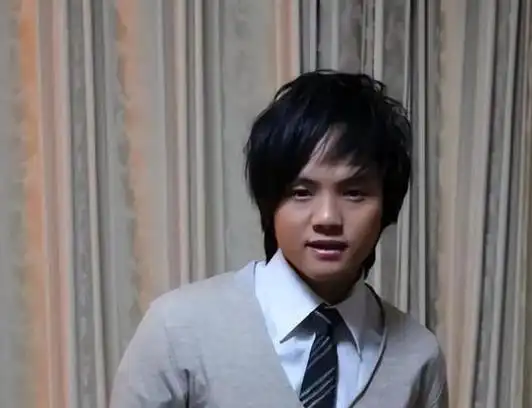 14岁开演唱会24岁凭一首歌赚2亿春晚请不动他却没人说他耍大牌