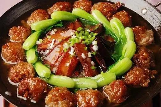 味觉徽州:探秘徽菜的千年底蕴与风味传奇