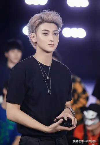 扒娱瓜黄子韬的爸爸9月11日因病去世享年52岁丧事将一切从简