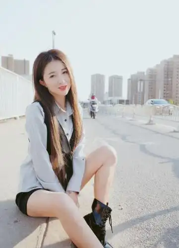 快手红人陈小硕个人生活照写真网主播红陈小硕最新微博图片套图