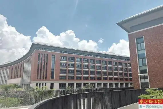 深圳最大高中园 今秋迎新3300人