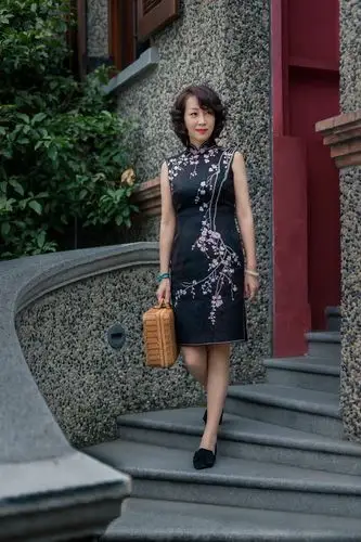 多情迤逦的老上海,似乎在诉说一个古老的故事,曲罢仍旧回味悠长,那