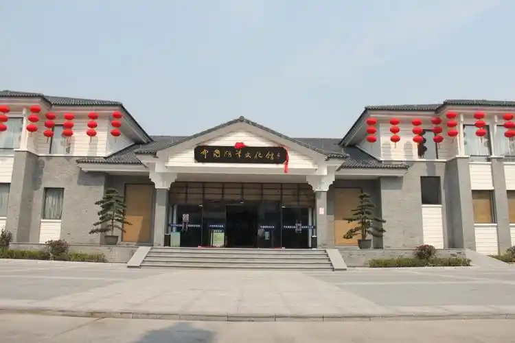 带着爷爷逛中国湖笔文化馆