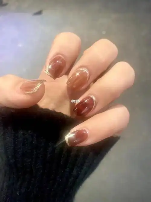 琥珀色秋天美甲必做系列