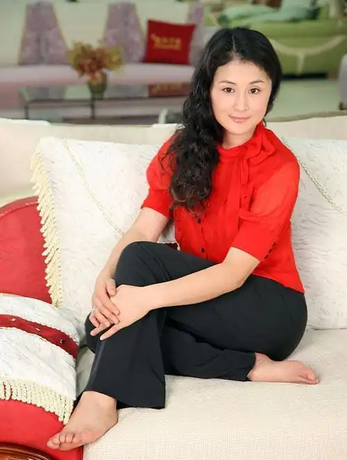 于月仙书法离大师级不远,专家提醒她:日后要懂得谢恩师!