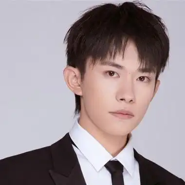 易烊千玺头像帅哥明星易烊千玺帅气图片女生专用