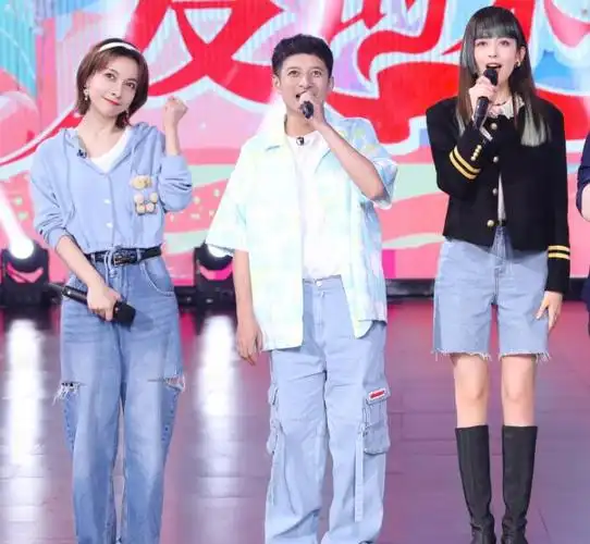 古力娜扎做客快本同框吴昕时的身高我没看错吧