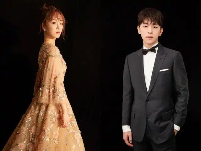 微博之夜邓伦杨紫同框两人台下小心互动一张大合影却说出真相