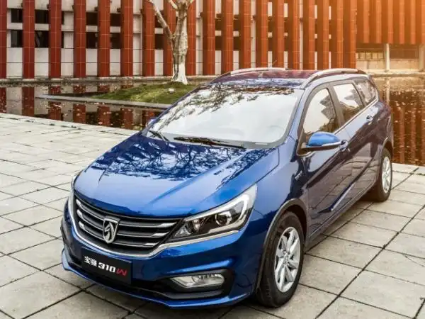 宝骏310w自动挡评测 最便宜的旅行车