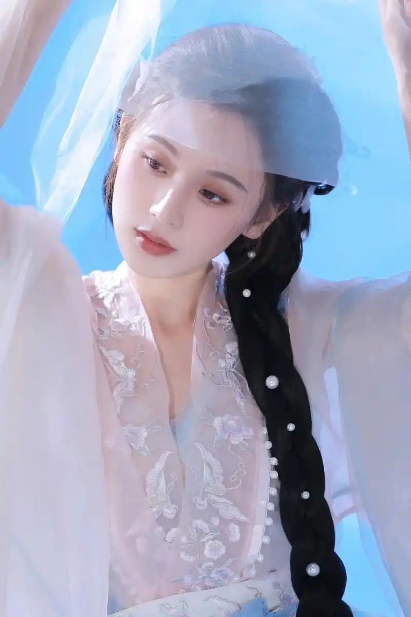 建国以后不许成精.#古风 #国风古韵 #汉服 #仙气十足 - 抖音