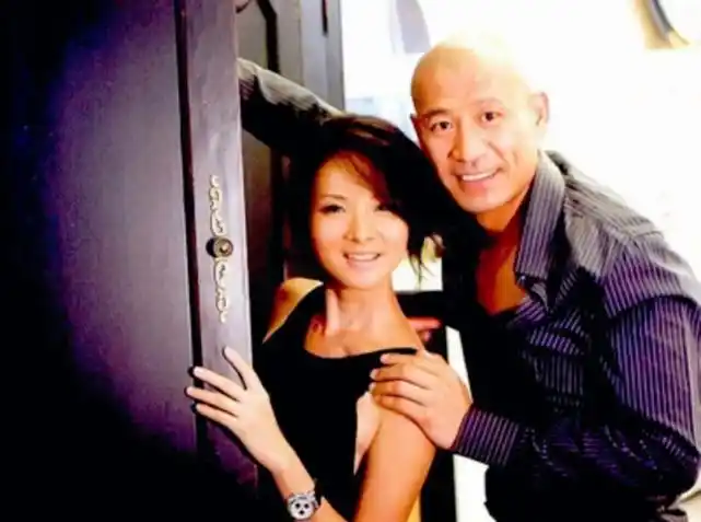 知名演员谢兰从丁克到高龄产子成宠子狂魔她经历了啥