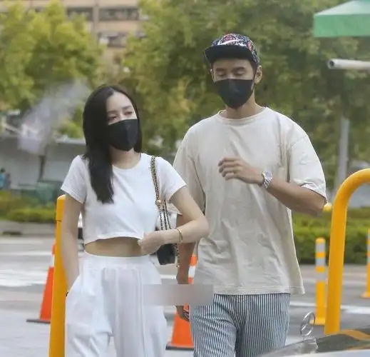 阮经天疑似新恋情曝光阮经天绯闻女友回应恋情传闻