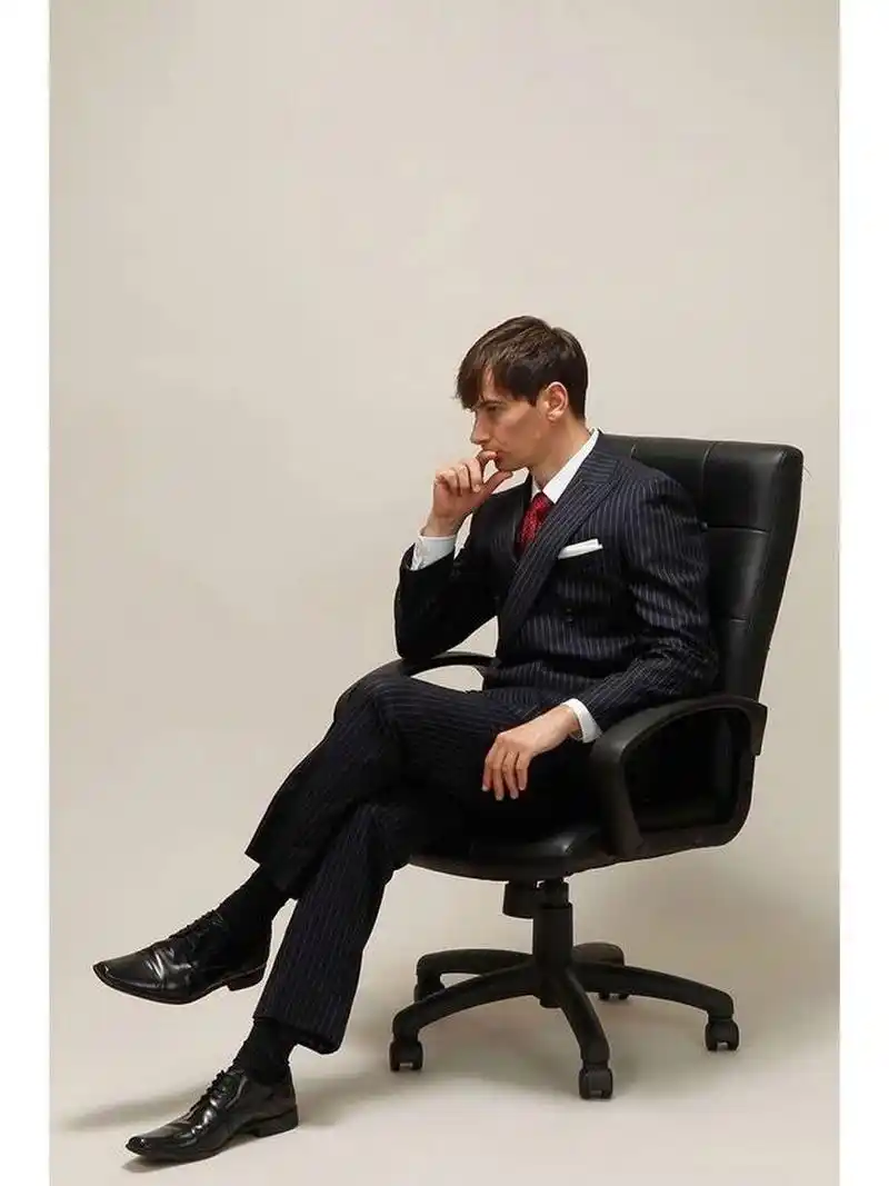 西装男姿势参考 | 猎·素材