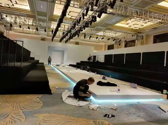 杭州西湖区临时搭建看台舞台搭建灯光音响