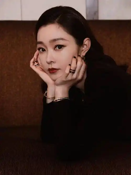 原创宋轶时尚界的自然风景