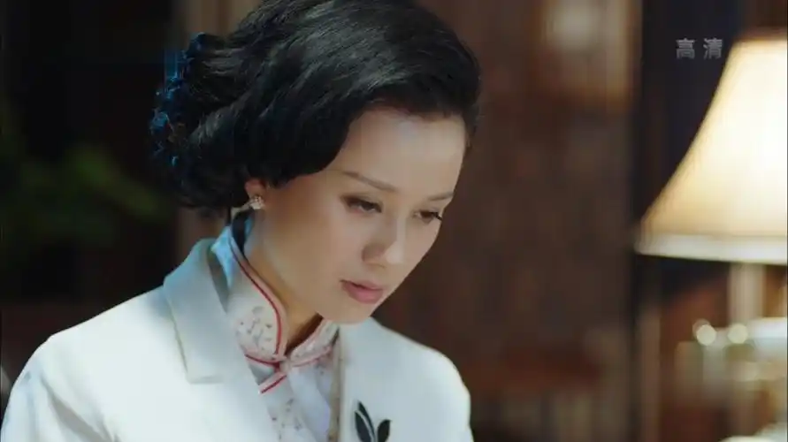 双刺:肖静终于拆开初恋男友写的信,看到照片想起往事-影视综视频-搜狐