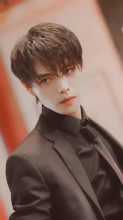 肖宇梁张起灵定妆照图楼包含100小哥图片和动图流量慎点123更新