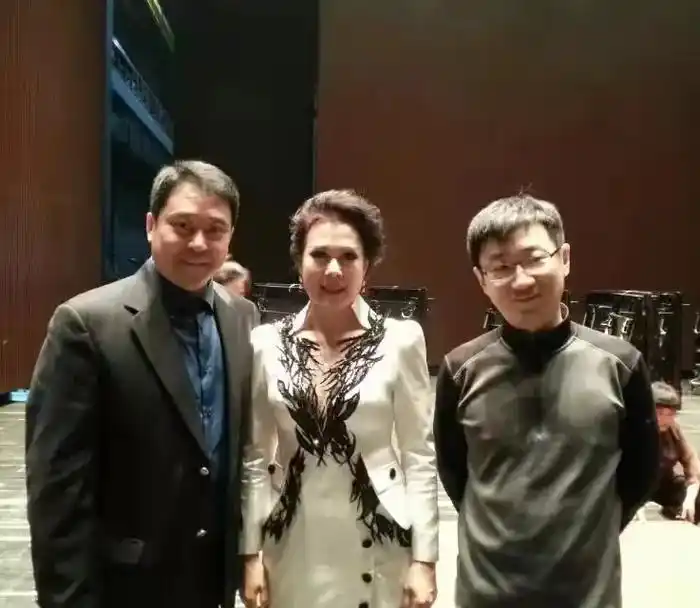 我与著名指挥家李心草及国际友人们,一起出席好朋友-国际著名女 - 抖