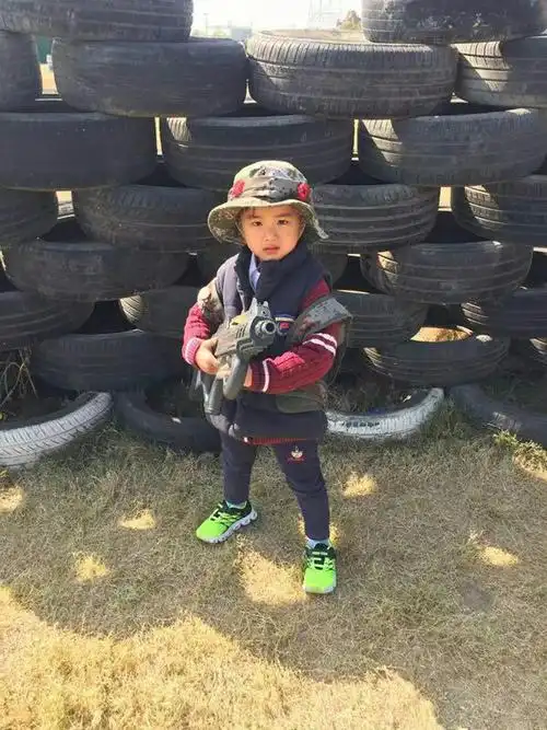 我在玩真人cs 哦