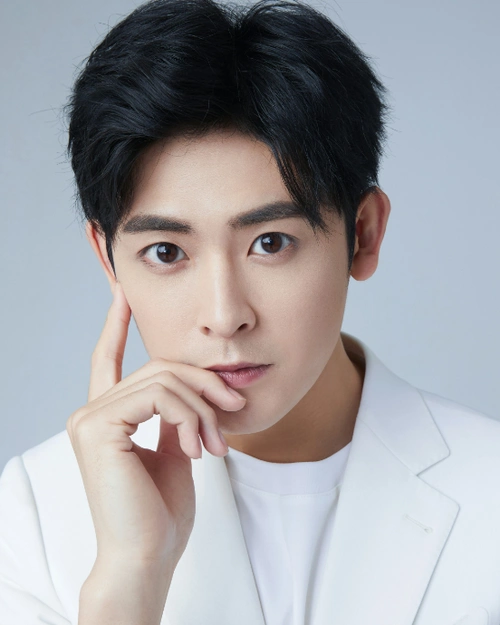 李欣泽个人资料简介演艺经历图片