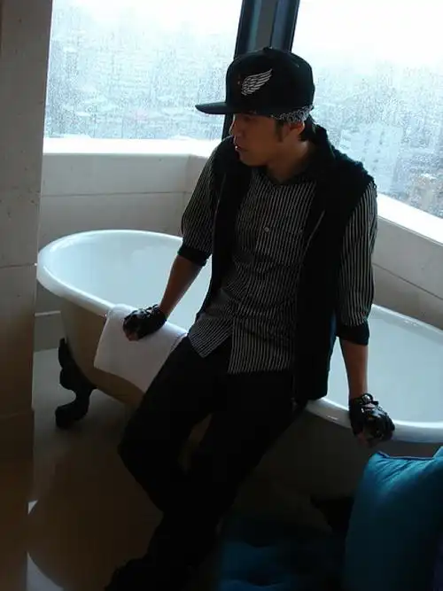 服饰配件,饰品 帽子 > 周杰伦  超跑女神> 同款平檐嘻哈帽 phantaci x