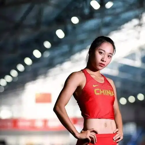 回顾葛曼棋:10岁入田径,为国征战11年,却被网友怒斥:退出国家队!