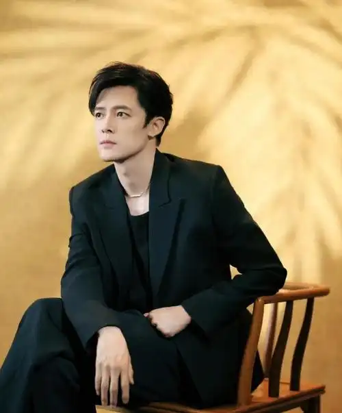 李佳琦要上《披哥4》?网友群嘲:你们是真饿了!