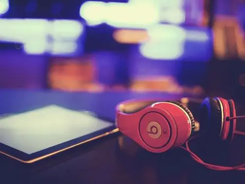 耳机,魔音耳机,文艺,苹果,品牌,音乐之声耳机壁纸图片