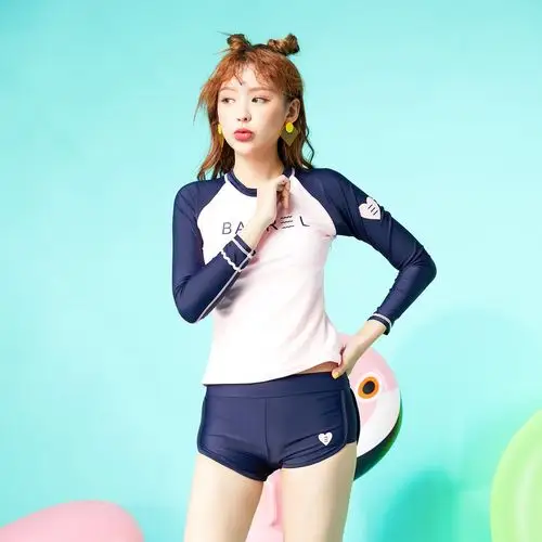 2018新款女士泳衣日韩潜水防晒泳衣分体三角裤长袖冲浪服两件套游泳衣