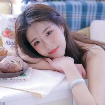 简单干净小清新头像女