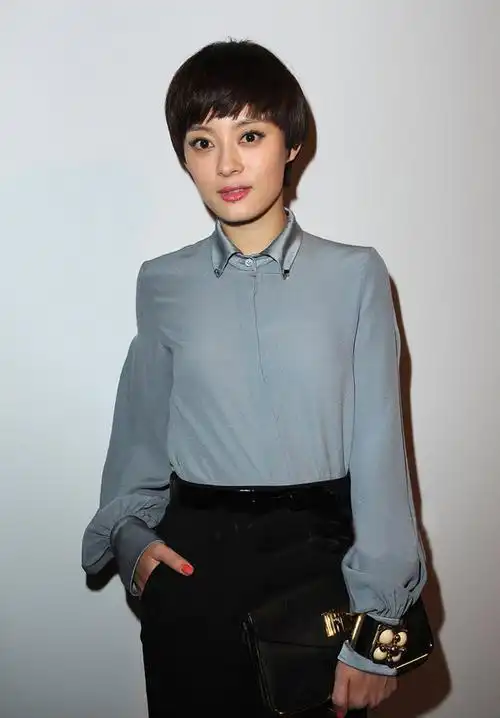 实物衣服领口装饰品没有 s码 胸围95cm 衣长63cm 肩宽35cm 袖长58cm m