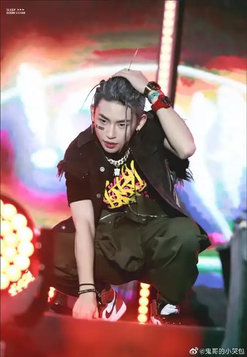 小鬼王琳凯超话脏辫yyds#小鬼把更多时间花在音乐上#@小鬼-王琳凯