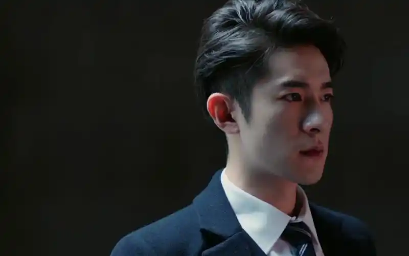 曾经的"北电校草"季肖冰,出道十年,可惜一直不愠不火