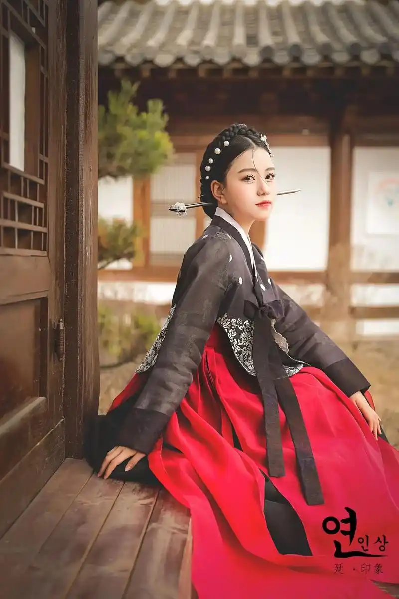 宫廷韩服客照来一波#朝鲜族服装 #客片分享 #同城好店推荐  - 抖音