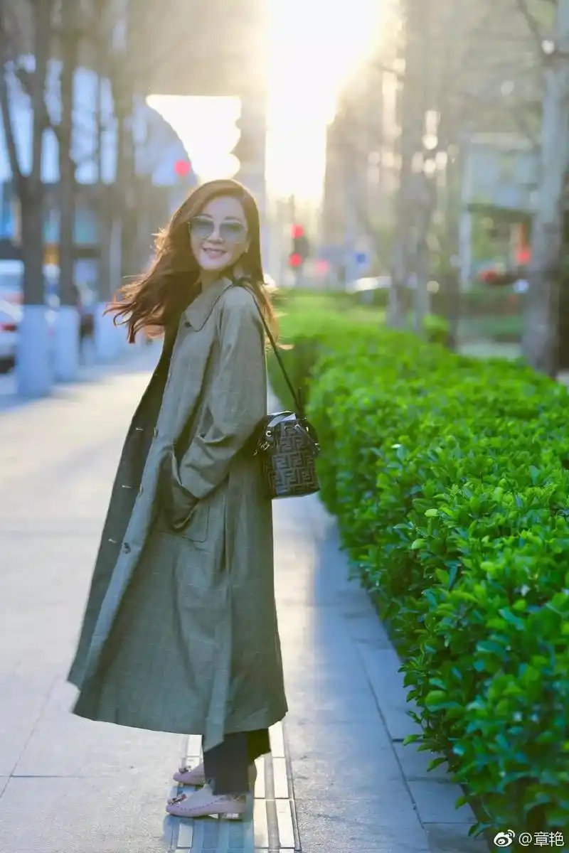 央视主播章艳:人生没有彩排,每天都是现场直播