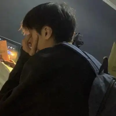 ins小清新文艺范男头要在天亮前变成小星星去偷亲你的眼睛