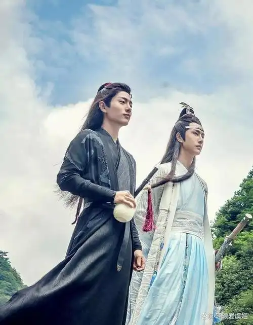 王一博和肖战之间到底是什么关系?