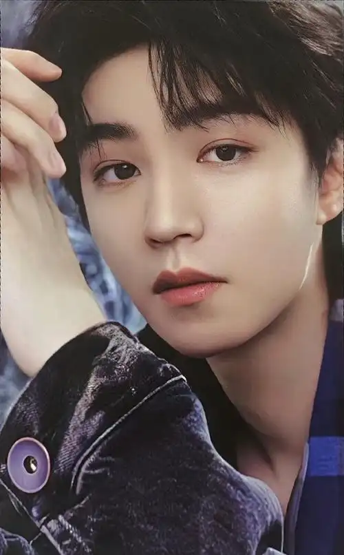 鼻子决定了颜值的上限#王俊凯这优越的鼻子和完美精致的五官搭配砸换