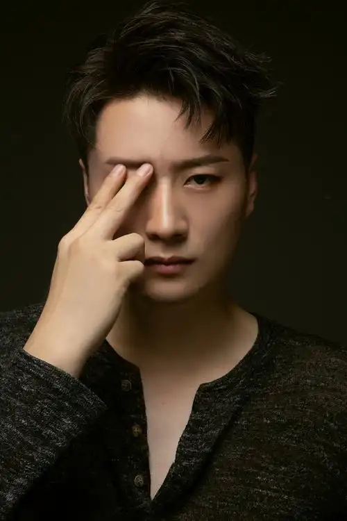 2020121213火鸟partyclub特邀中国内地流行音乐男歌手奕鸣体验不一样