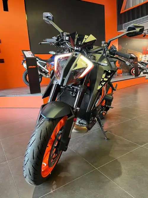 ktmr2r 1290 super duke gt车友圈_懂车帝