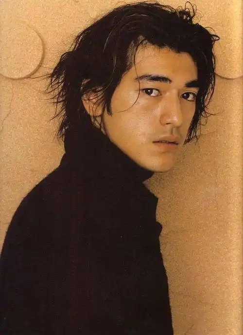 颜值吊打小鲜肉的90年代男星,旧照集绝了!