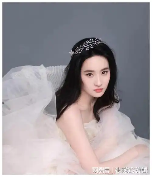 谁也没想到36岁无人敢娶的刘亦菲已经活成为了人生赢家