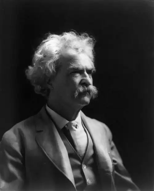 马克 吐温(mark twain,1835年11月30日-1910年4月21日),是美国的幽默