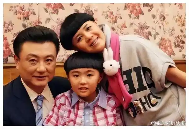 刘纯燕升级做姥姥童星金龟子变老